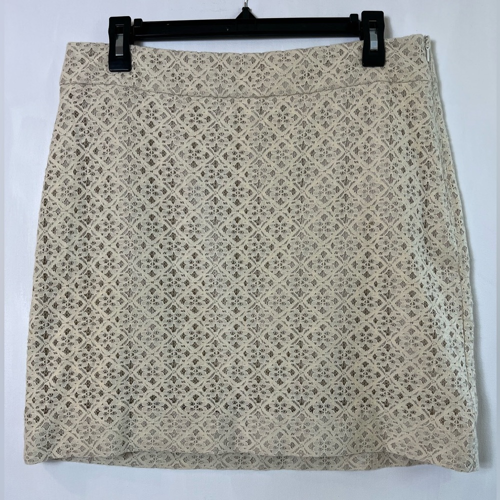 Ann Taylor Loft Women’s Cream Laced Satin Lined Pencil Skirt Side Zipper Sz 8